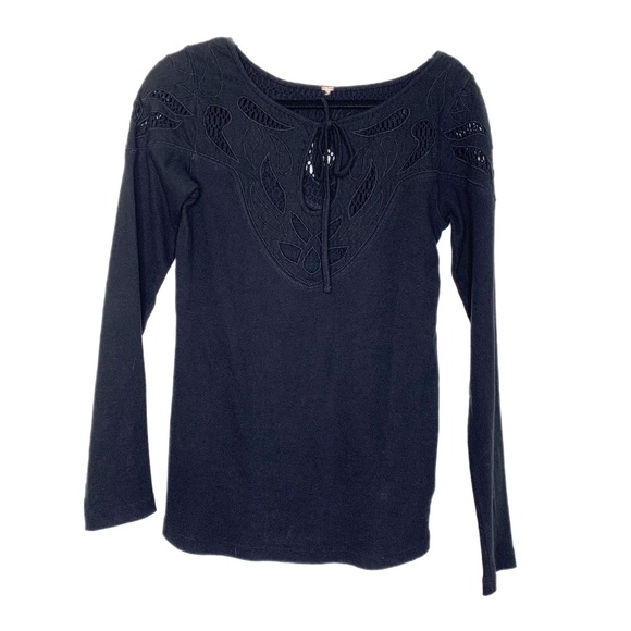 Free People With Love Crochet Tie Neck Long Sleeve Top size S - Picture 2 of 5